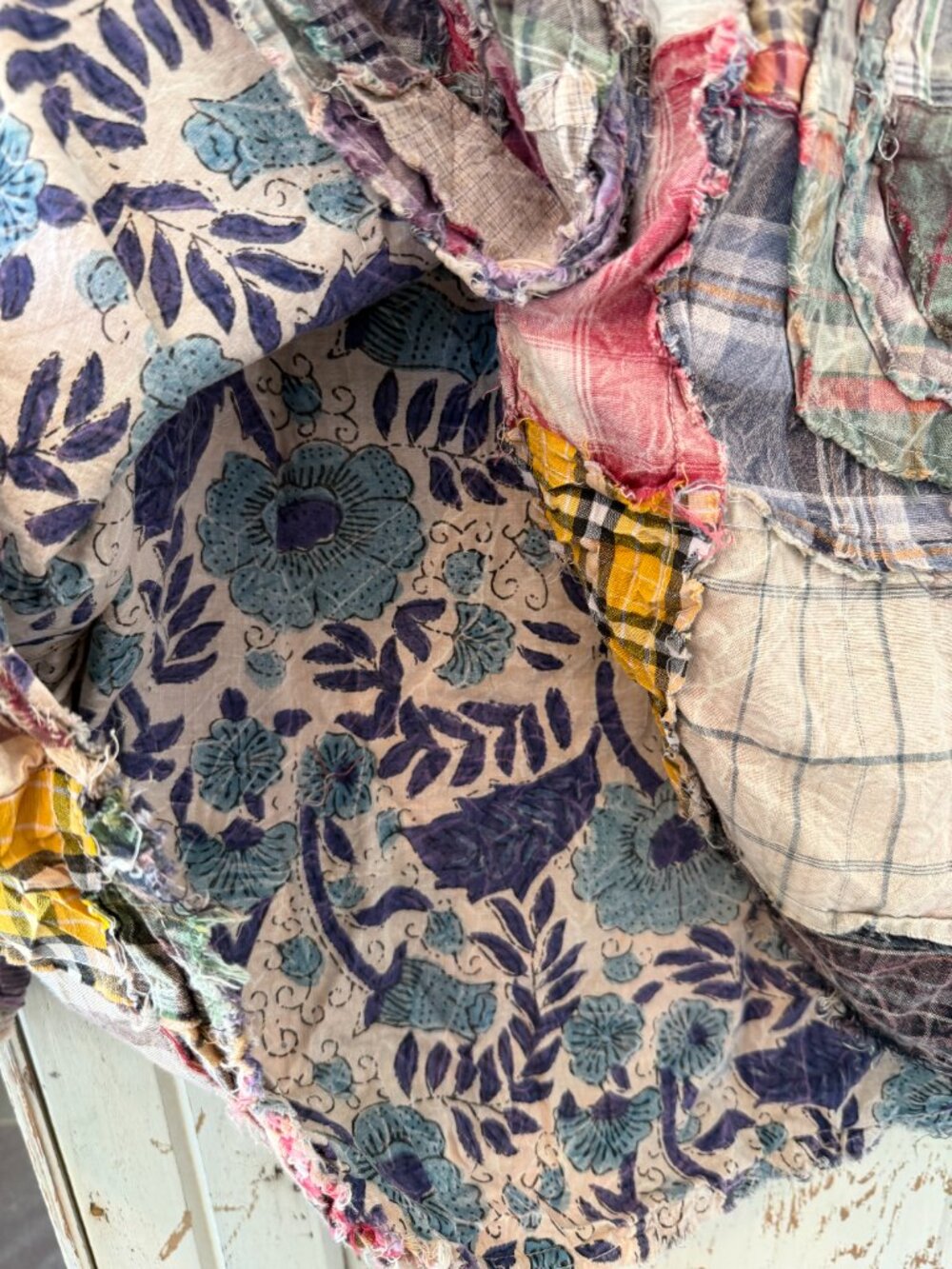 JADED GYPSY CIRCLE AROUND PATCHWORK JACKET - Picture 5 of 8